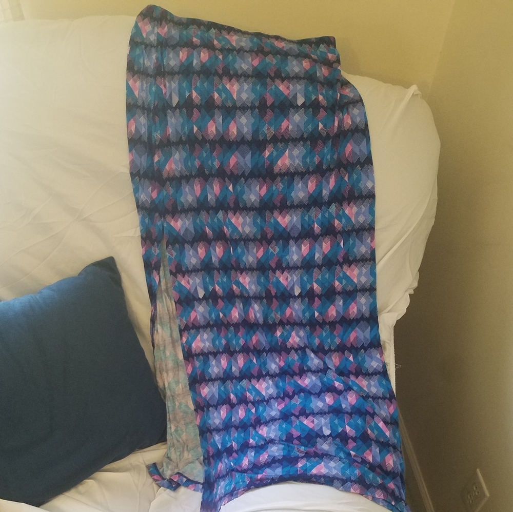 DECREE Blue & Pink Long Skirt
